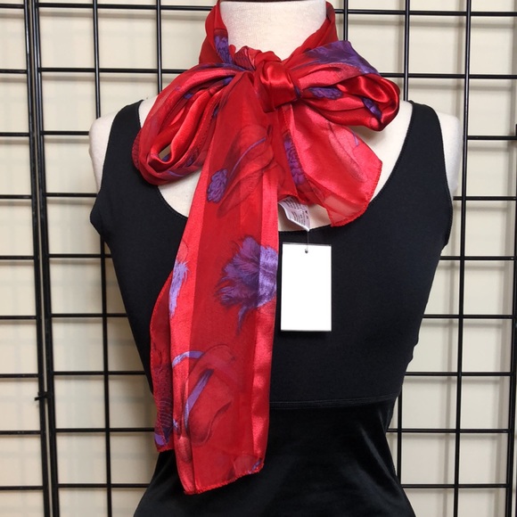 NWT Red Hat Society Oblong Scarf 100% Polyester Hand Wash - Picture 5 of 9